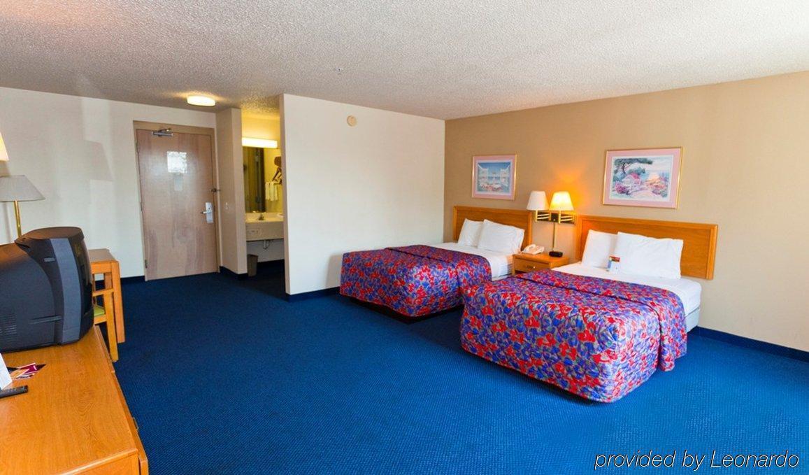 Red Roof Inn Sandusky - Milan Rom bilde